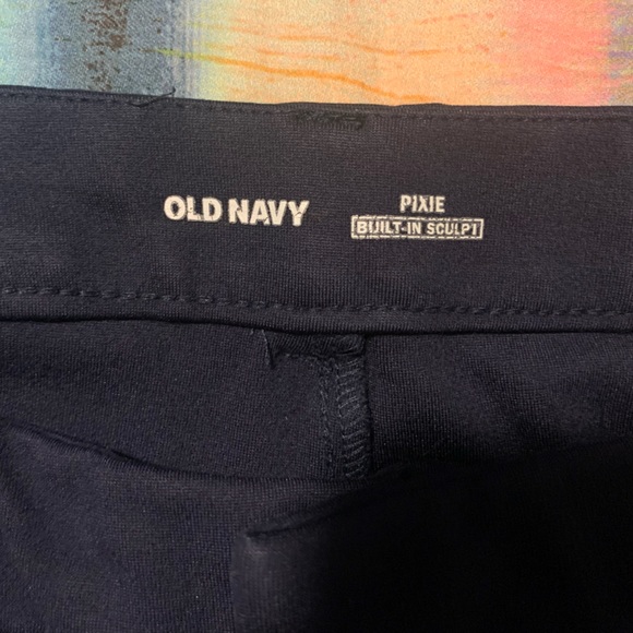 Old Navy Pixie Pant Built In Sculpt Size18 Navy color - Picture 3 of 4